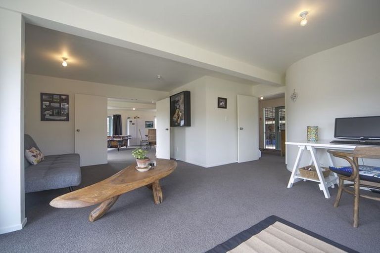 Photo of property in 61 Queen Street, Riverhead, 0820