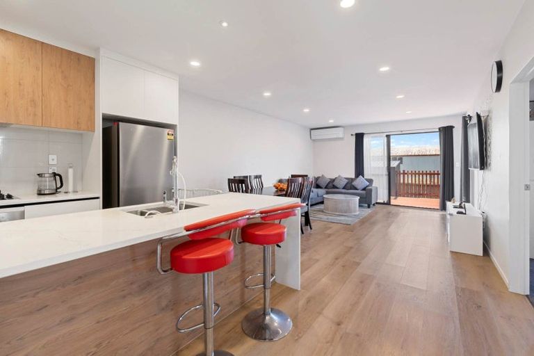 Photo of property in 13a Tuuhura Road, Pukekohe, 2120