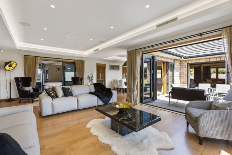 Photo of property in 192 Ellett Road, Karaka, Papakura, 2580