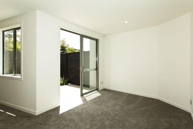Photo of property in 15 Whakata Lane, Mairangi Bay, Auckland, 0630