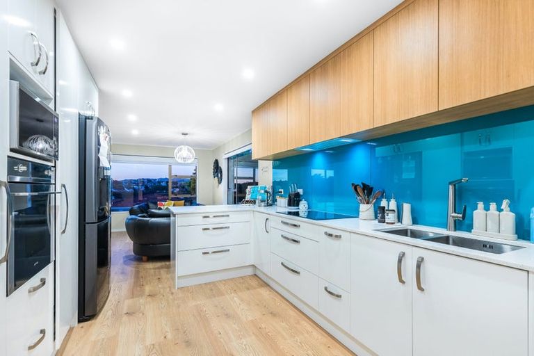 Photo of property in 12 Bosun Terrace, Whitby, Porirua, 5024