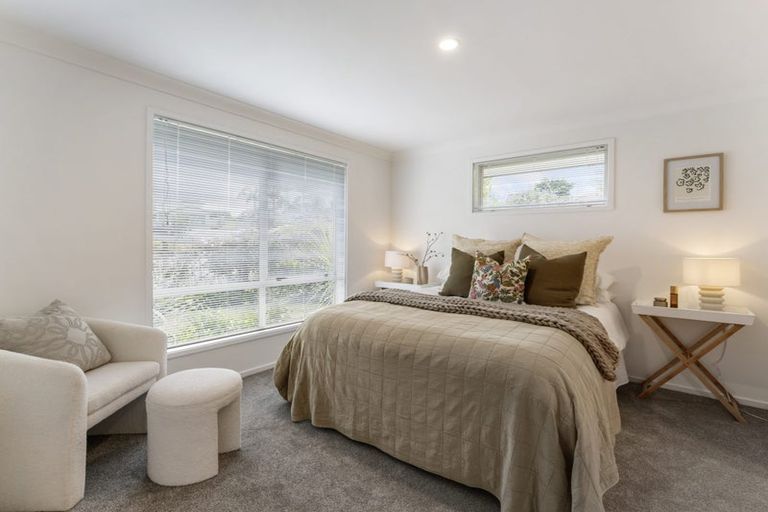 Photo of property in 5 Kasia Close, Massey, Auckland, 0614