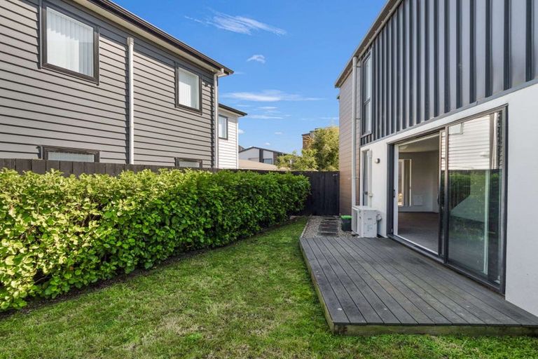 Photo of property in 49 Marumaru Lane, Manurewa, Auckland, 2102