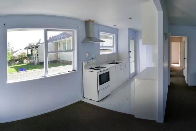 Photo of property in 29 Waverley Avenue, Glenfield, Auckland, 0629