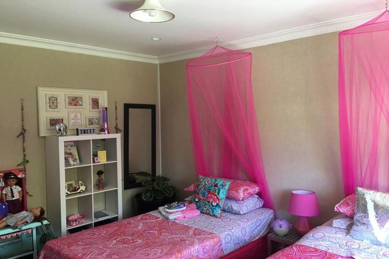 Photo of property in 30 Queen Street, Papakura, 2110