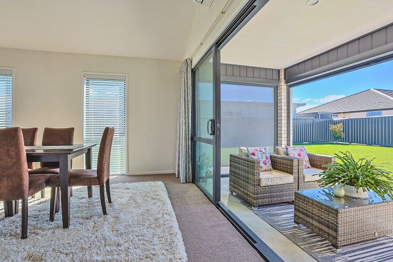 Photo of property in 14 Manapouri Street, Poraiti, Napier, 4112