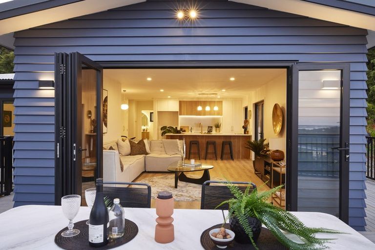 Photo of property in 436 Huia Road, Laingholm, Auckland, 0604