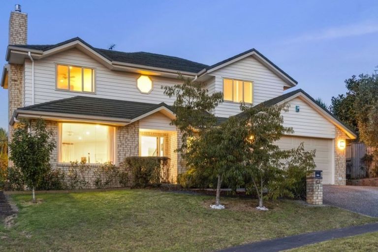 Photo of property in 3 Rangi Avenue, Schnapper Rock, Auckland, 0632