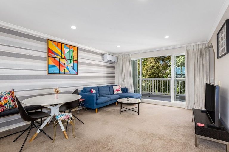 Photo of property in 25b Omar Street, Khandallah, Wellington, 6035