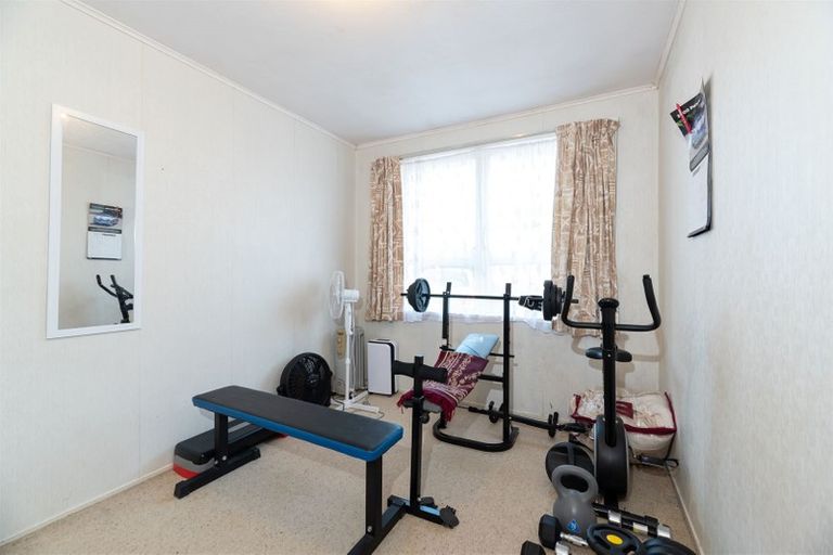 Photo of property in 2/126 Astley Avenue, New Lynn, Auckland, 0600