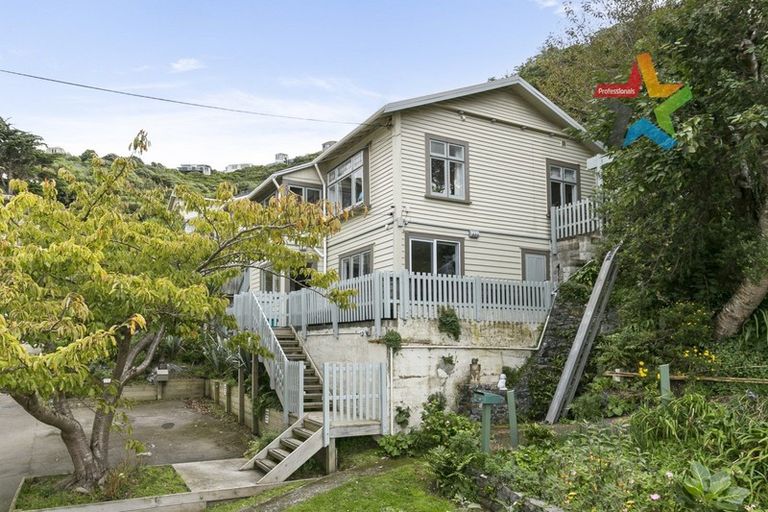Photo of property in 38 Ribble Street, Island Bay, Wellington, 6023