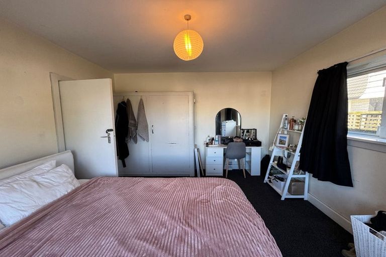 Photo of property in 196 Fendalton Road, Fendalton, Christchurch, 8052