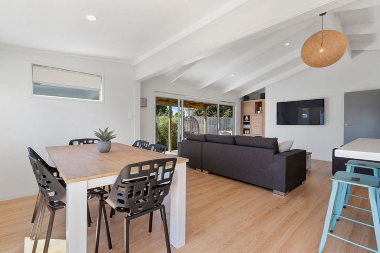 Photo of property in 5 Shamrock Crest, Omaha, 0986