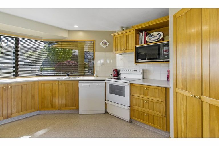 Photo of property in 36 Temple Crescent, Gleniti, Timaru, 7910