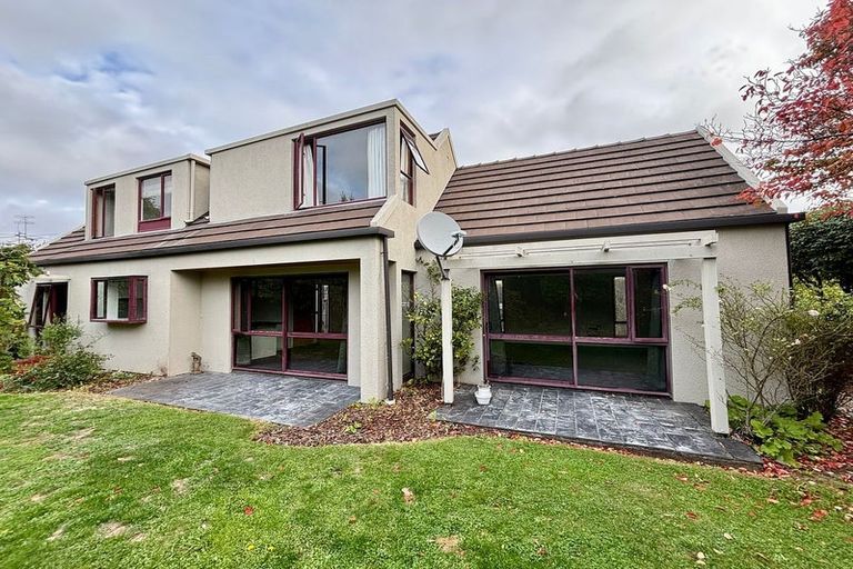Photo of property in 8a Braco Place, Burnside, Christchurch, 8041