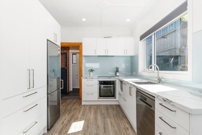 Photo of property in 34 Moana Crescent, Musselburgh, Dunedin, 9013