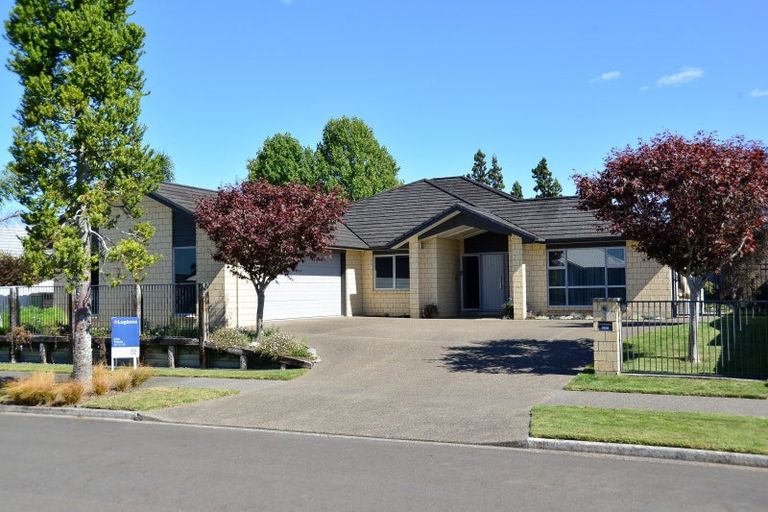 Photo of property in 3 Amokura Crescent, Flagstaff, Hamilton, 3210