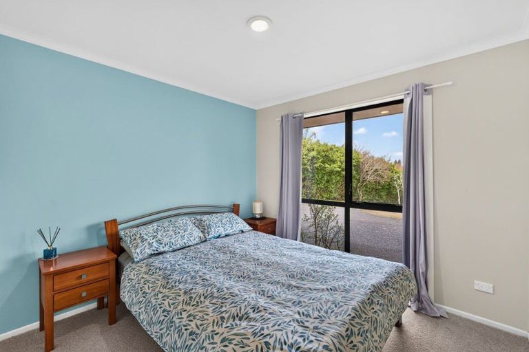 Photo of property in 49 Terry Smyth Drive, Kumeu, 0892