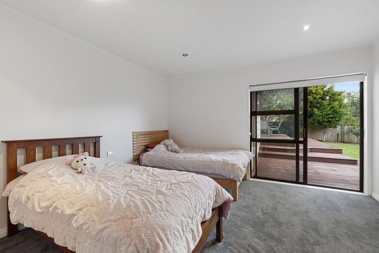Photo of property in 29 Kennedy Avenue, Forrest Hill, Auckland, 0620