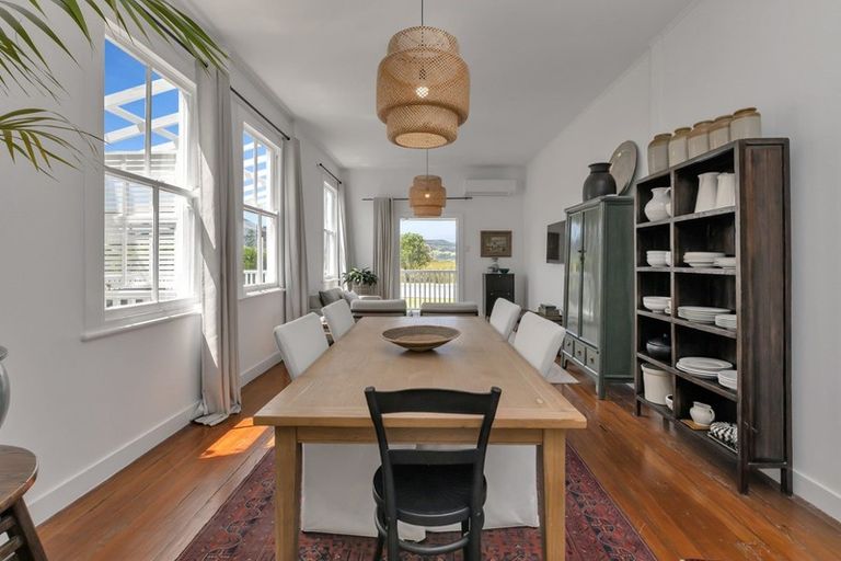 Photo of property in 34 Beach Road, Onerahi, Whangarei, 0110