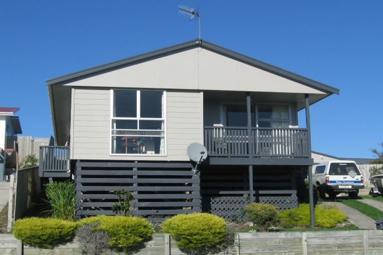 Photo of property in 40 Campbell Avenue, Paraparaumu, 5032