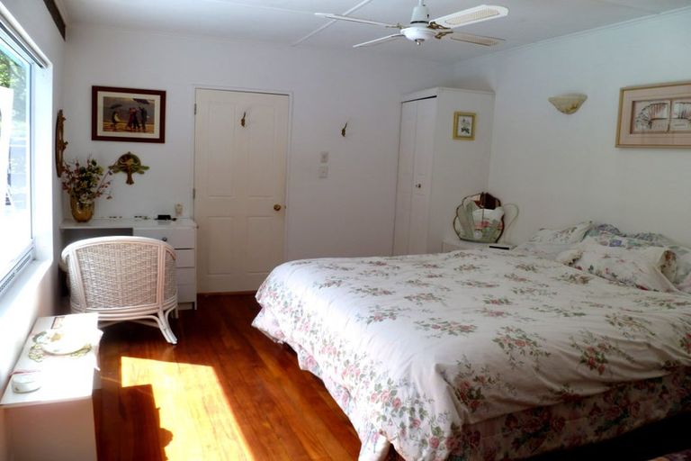 Photo of property in 1664 Kahuranaki Road, Kahuranaki, Havelock North, 4295