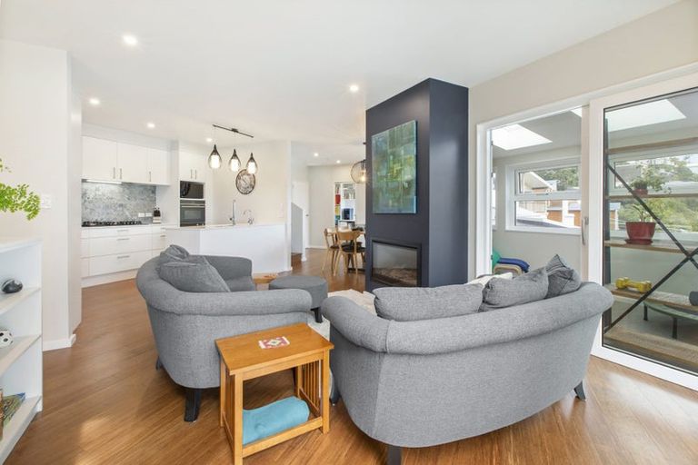 Photo of property in 53 View Road, Houghton Bay, Wellington, 6023