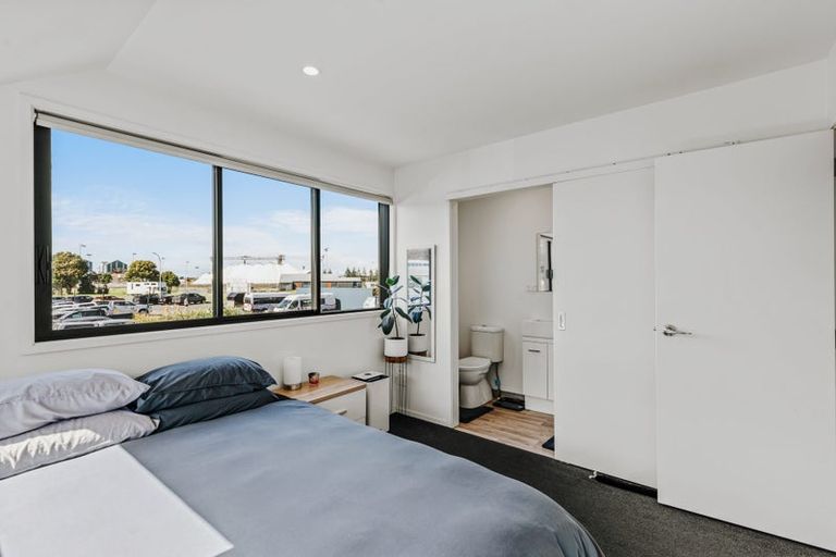 Photo of property in 10/63 Tawa Street, Mount Maunganui, 3116