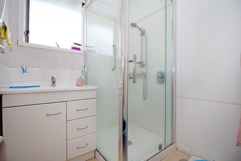 Photo of property in 1/37 Wallace Road, Papatoetoe, Auckland, 2025