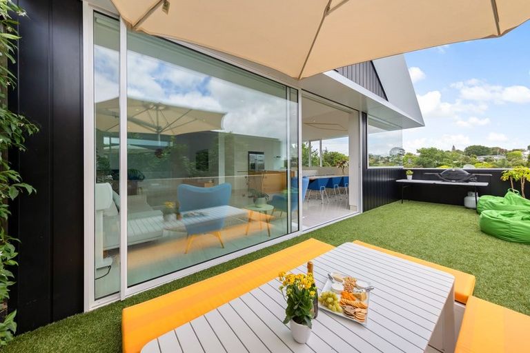 Photo of property in 9 Shirley Road, Grey Lynn, Auckland, 1021