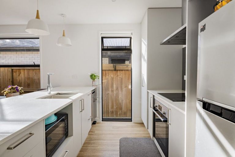 Photo of property in 10 Papaka Lane, Poike, Tauranga, 3112