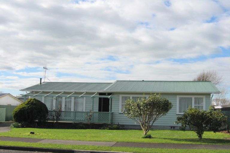 Photo of property in 3 Weld Street, Levin, 5510