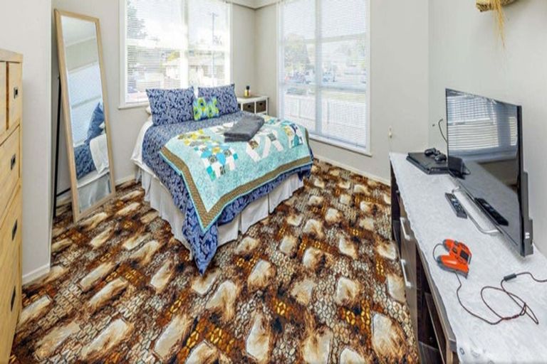 Photo of property in 41 Rosella Road, Mangere East, Auckland, 2024