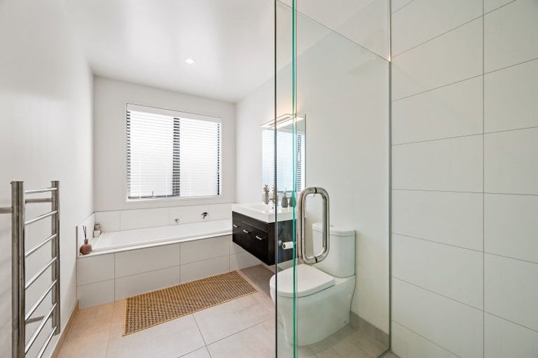 Photo of property in 45 West Meadows Drive, Wanaka, 9305