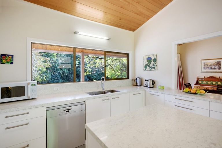 Photo of property in 49 Riddell Road, Kerikeri, 0230