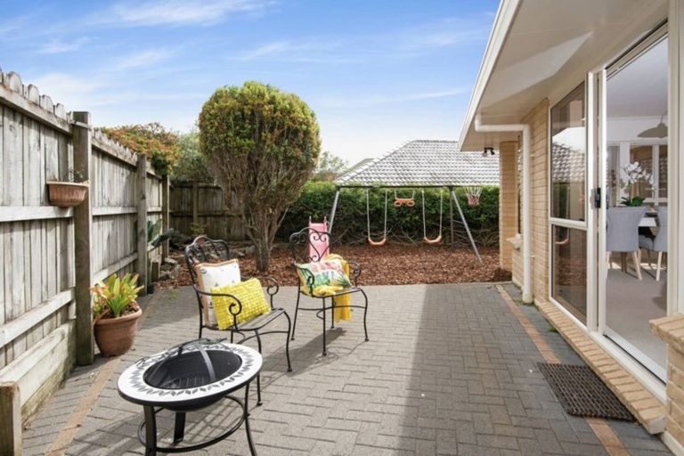 Photo of property in 2/39 Tarnica Road, Northpark, Auckland, 2013