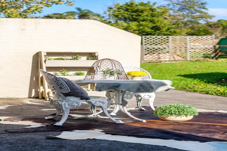 Photo of property in 61b Whatapaka Road, Karaka, Papakura, 2580