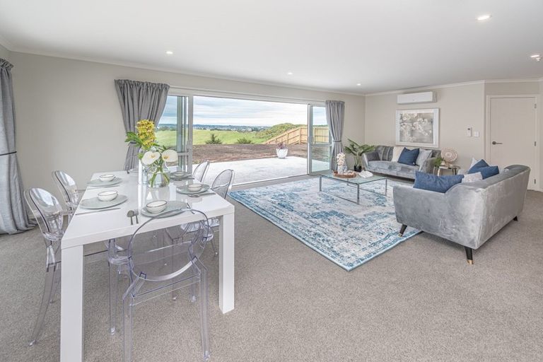 Photo of property in 51 Tirimoana Place, Otamatea, Whanganui, 4501