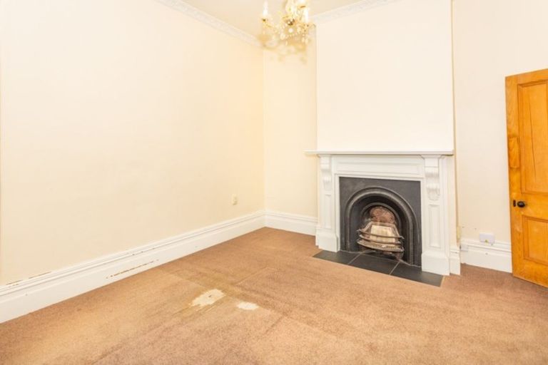 Photo of property in 16a Aikmans Road, Merivale, Christchurch, 8014