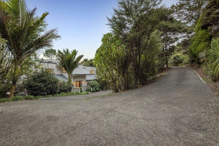 Photo of property in 6 Hobson Heights Road, Lucas Heights, Auckland, 0632