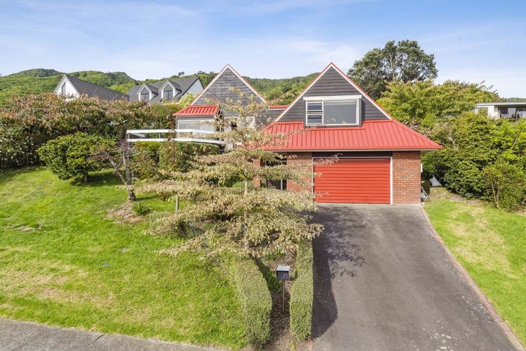 Photo of property in 75 Huia Street, Waikanae, 5036