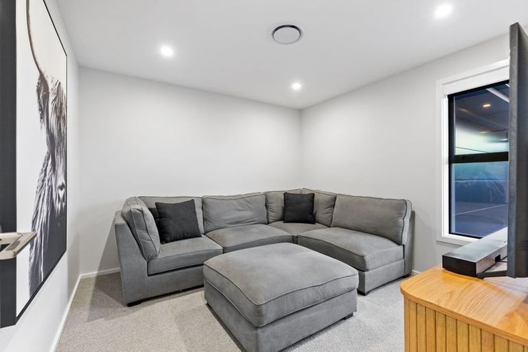 Photo of property in 68 Freedom Drive, Kelvin Grove, Palmerston North, 4414