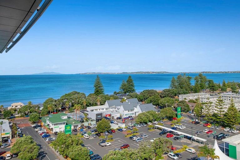 Photo of property in 1115/11 Tamariki Avenue, Kelston, Auckland, 0602