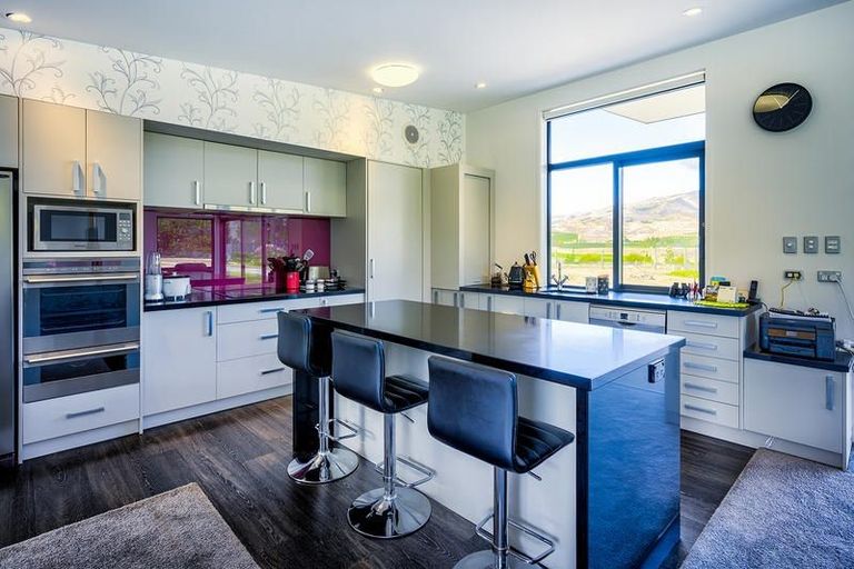 Photo of property in 124 Pearson Road, Cromwell, 9384