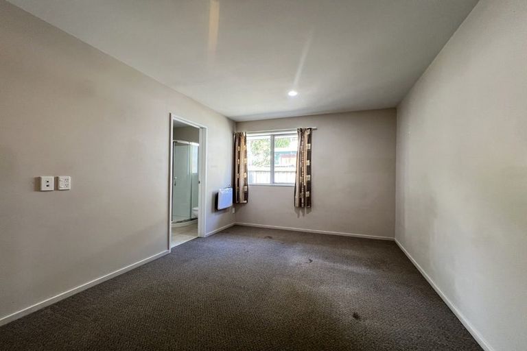 Photo of property in 55a Wharenui Road, Upper Riccarton, Christchurch, 8041