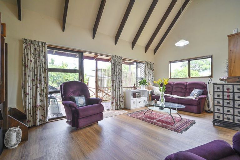 Photo of property in 73 Ferry Road, Clive, 4102