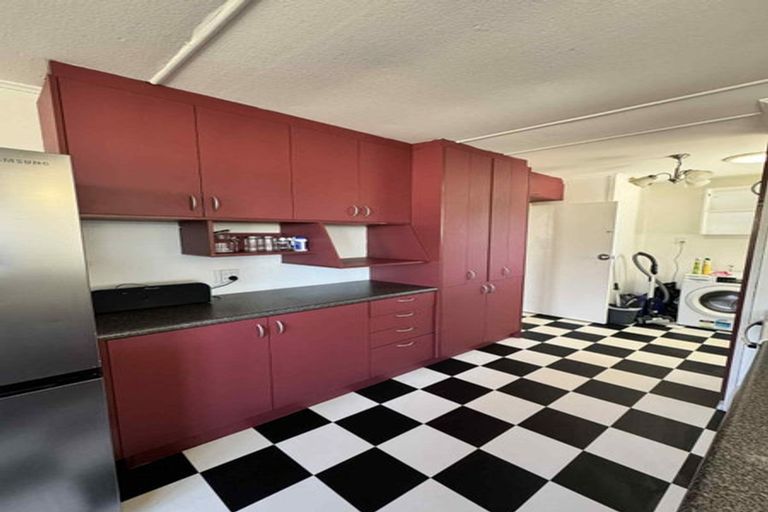 Photo of property in 36 Spur Grove, Titahi Bay, Porirua, 5022