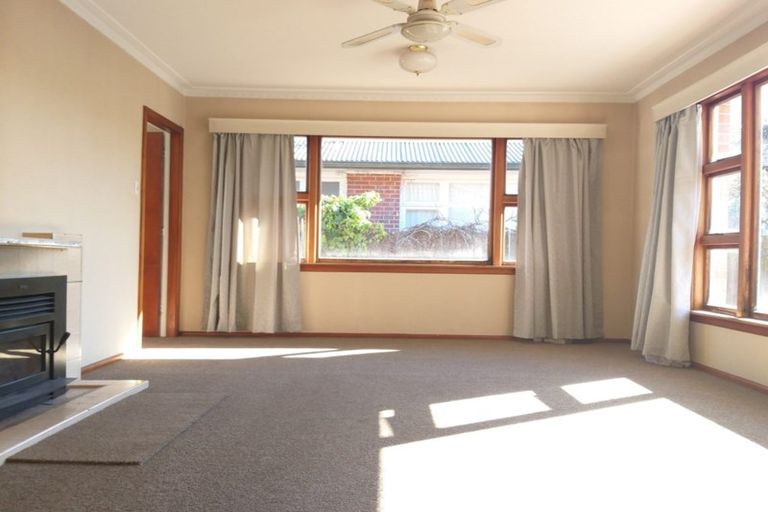 Photo of property in 16 Shearer Avenue, Papanui, Christchurch, 8052