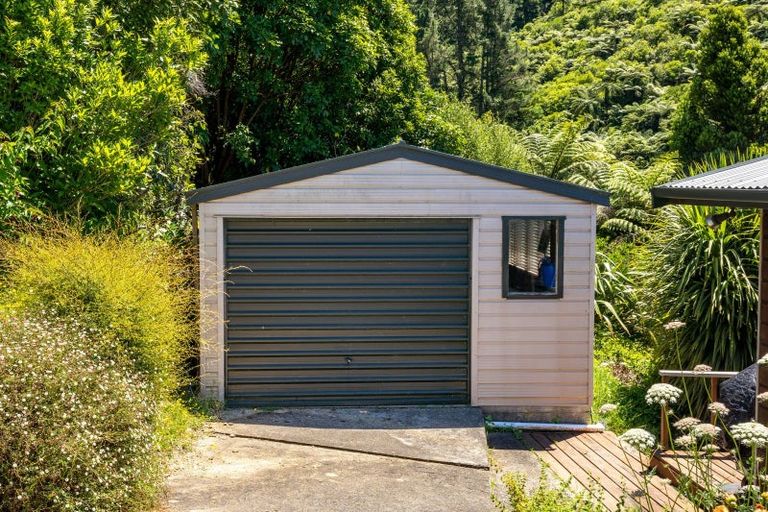 Photo of property in 26 Tirimoana Terrace, Anakiwa, Picton, 7281