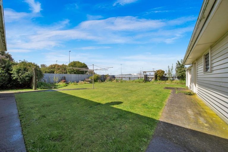Photo of property in 23 Pacey Avenue, Hawera, 4610